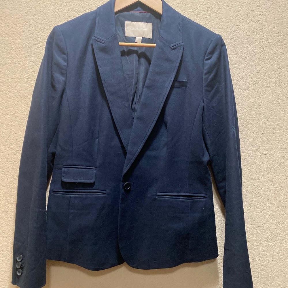 Banana Republic Women’s Navy Blazer – Size 10